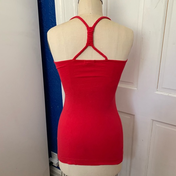 Red y- back tank - Picture 2 of 9